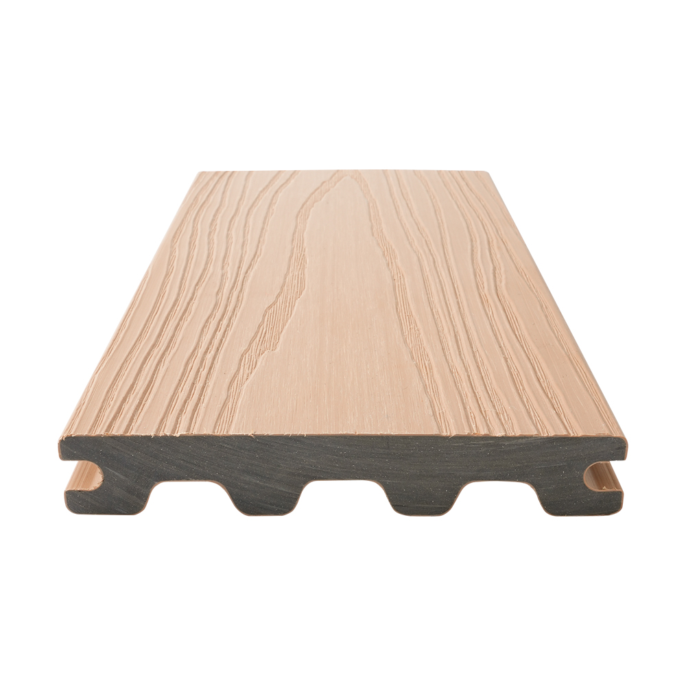 M-Cruth Decking Soladach WPC